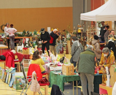 Reges Treiben auf der ganzen Messe