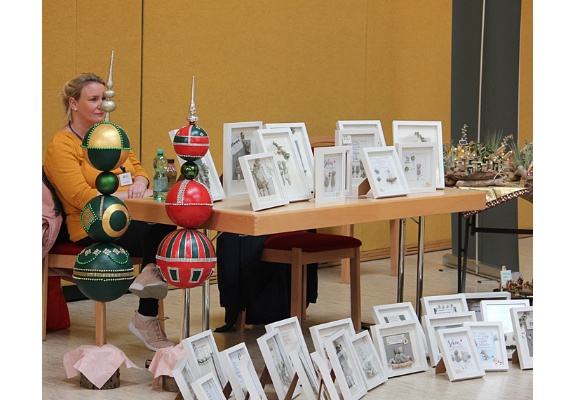 Dekoartikel Frau Lubatsch