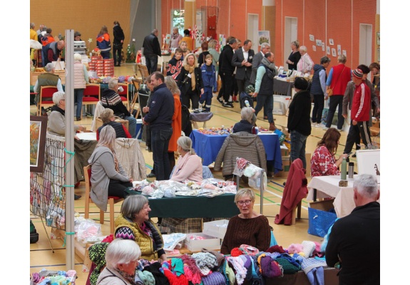 Die Kreativmesse war ein voller Erfolg für Künstler:innen und Gäste