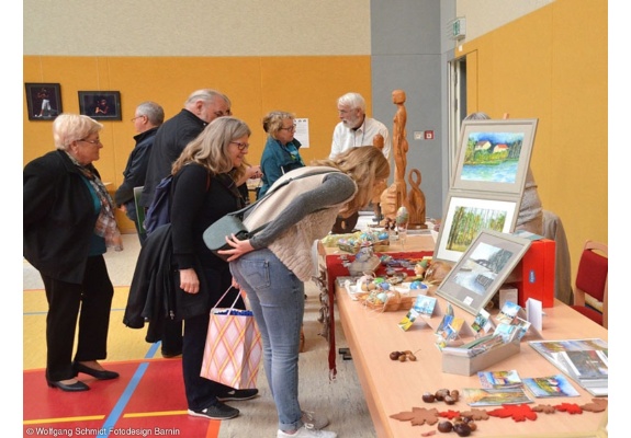 Besucher auf der 2. Kreativmesse