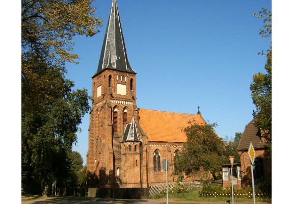 Die Kirche in Sukow